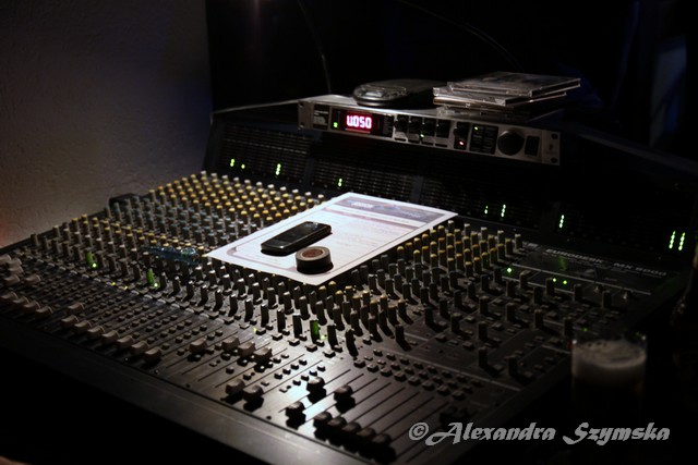 [Jamm+12.03.1000022.jpg]