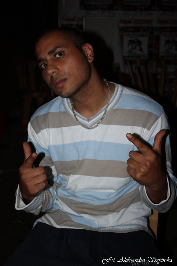 [2009-08-09_00271.jpg]