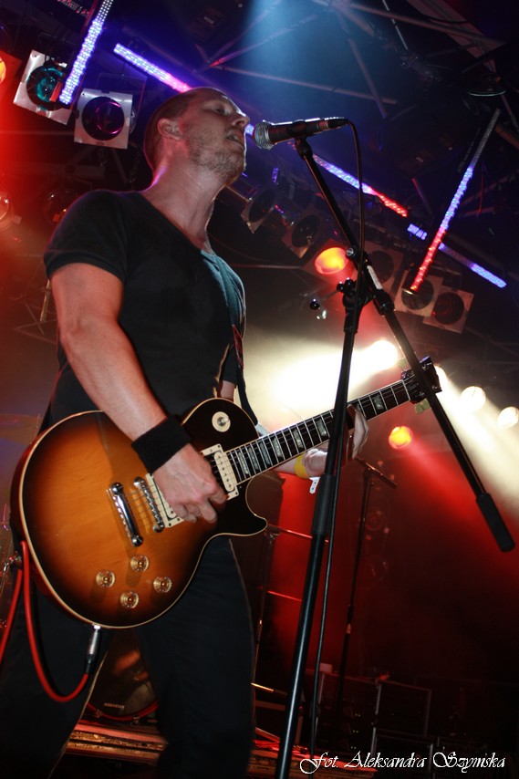 [2009-08-08_00206.jpg]