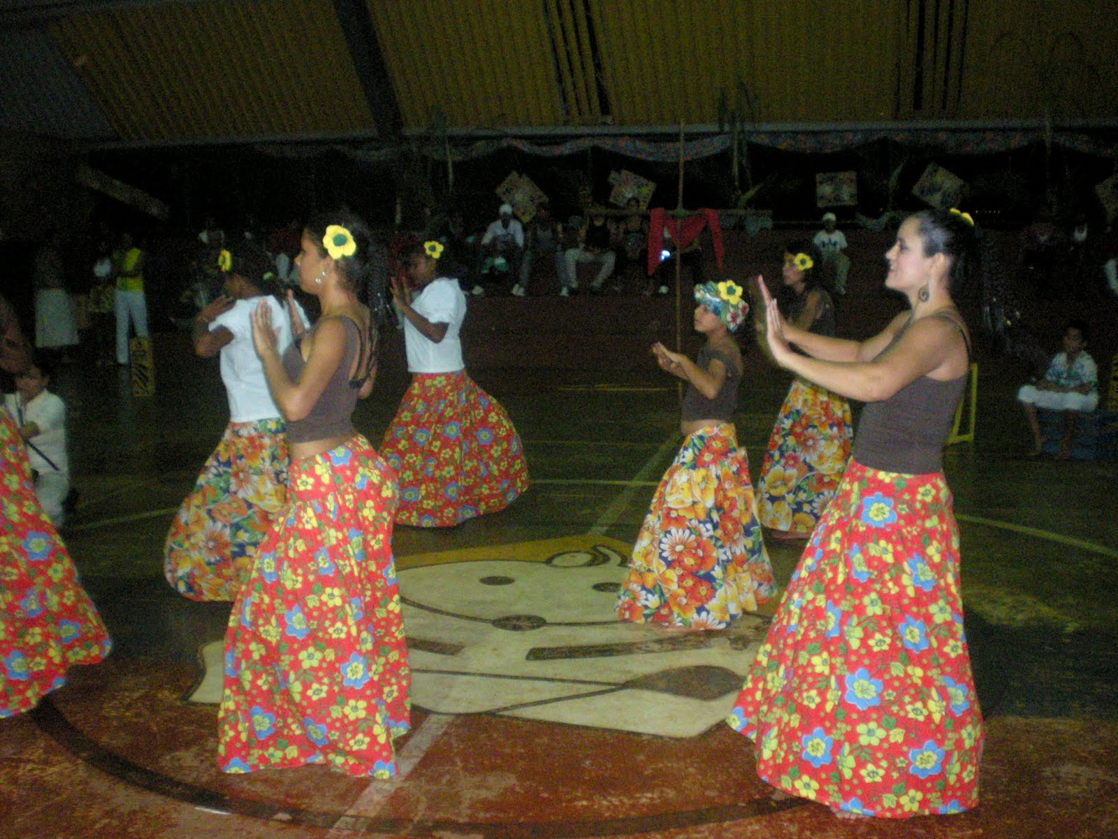 Gustavo Júnior: 1° Festival de Dança Afro - Brasileira do CAIC