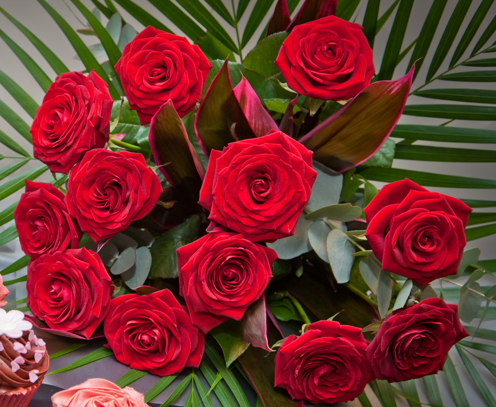 The Flower Lounge Red roses on Valentine's...the story behind the