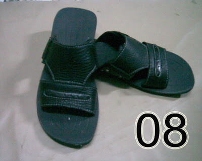 tersedia Sandal  sandal  kulit  desain jhon vell yang telah 