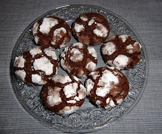 mint chocolate cookies (onemorehandbag)