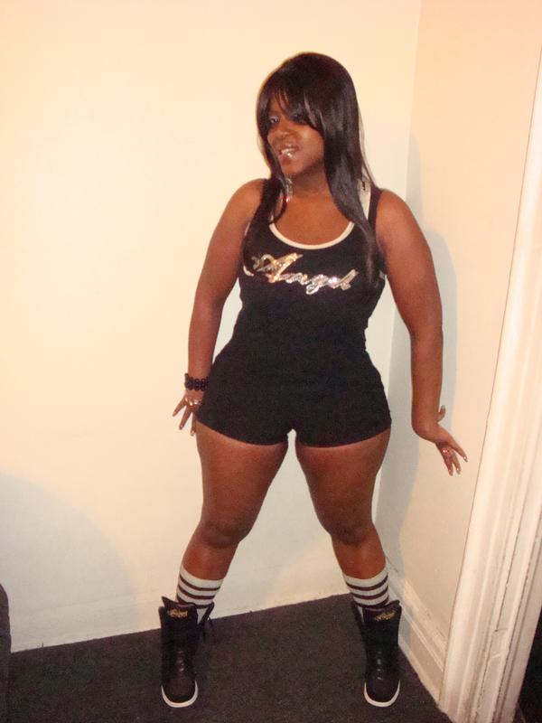 Pictures of women with big hips Pictures of women with big hips