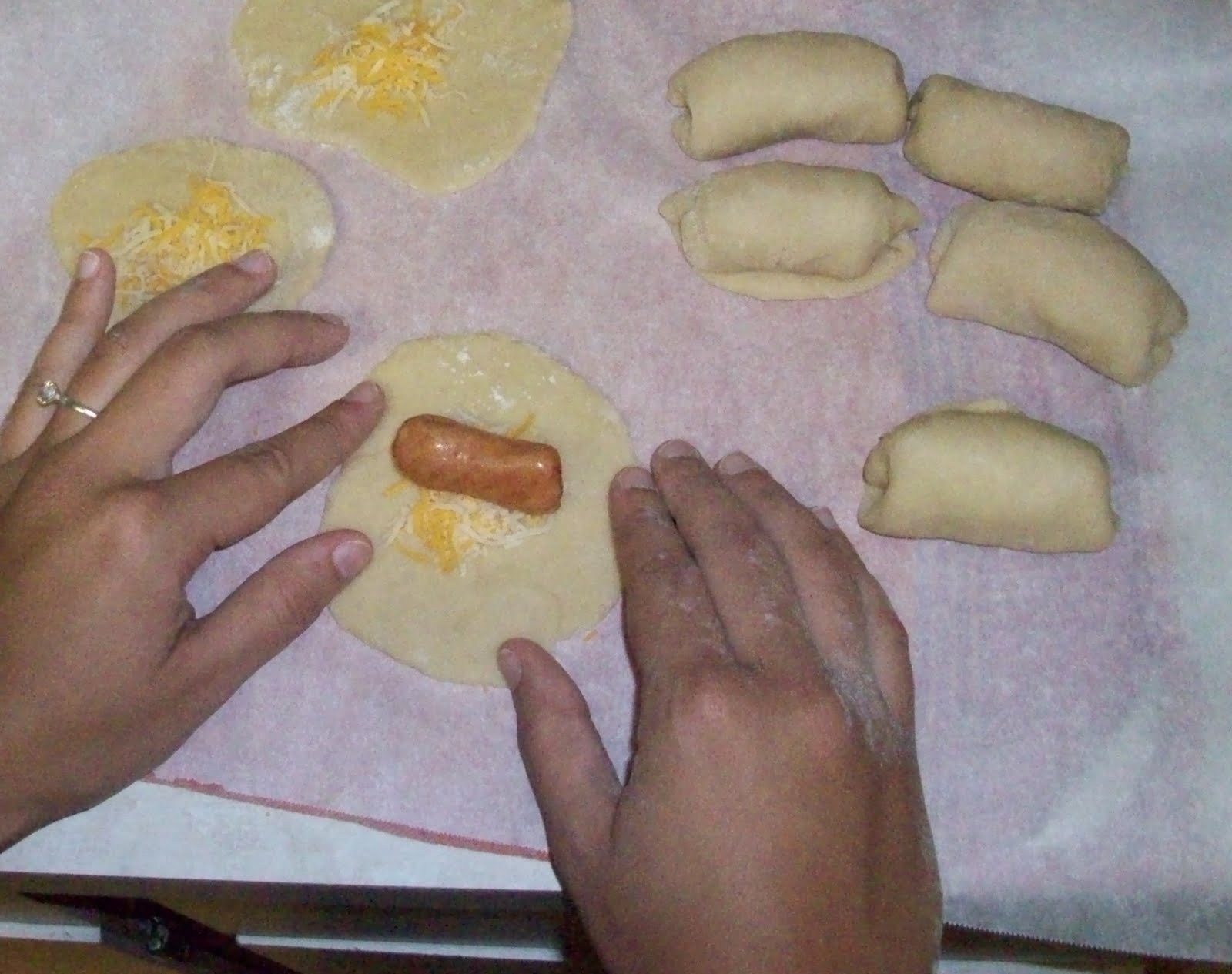 Cooking TBD Sweet Sausage n' Cheese Kolaches aka Pigs in a Blanket