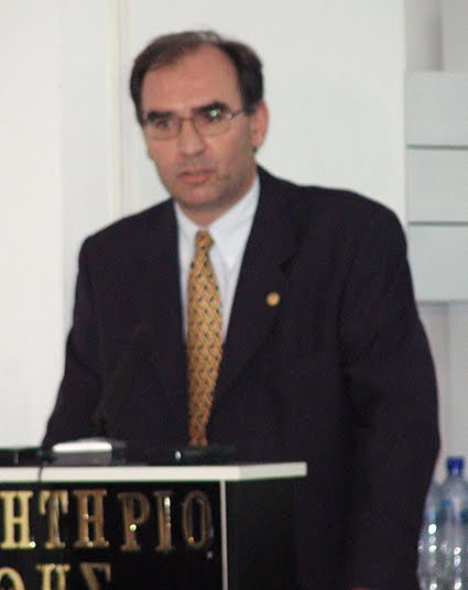 [karampinis.JPG]