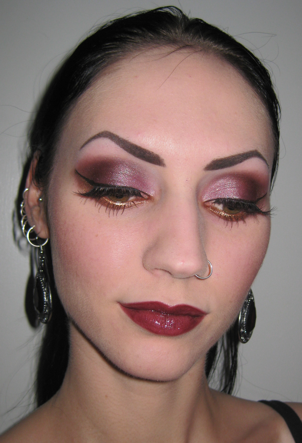 Glitter is my crack...: Bronzed Golden Wine Glitter look with Morgana ...