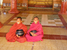 Shwedagon Paya Temple, Rangoon, Myanmar/Burma