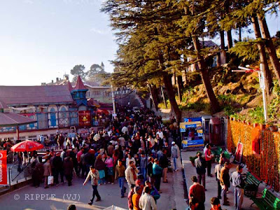 Posted by Ripple (VJ) on PHOTO JOURNEY @ www.travellingcamera.com : Youngsters Celebrating on New Year Eve @ Shimla, Himachal Pradesh: New Year Eve is considered as special time for celebrations. In modern times New Year Eve is celebrated with parties and social gatherings spanning the transition of the year at midnight. Here are few Photogrpahs of such gatherings on Ridge in Shimla....:ripple, Vijay Kumar Sharma, ripple4photography, Frozen Moments, photographs, Photography, ripple (VJ), VJ, Ripple (VJ) Photography, Capture Present for Future, Freeze Present for Future, ripple (VJ) Photographs , VJ Photographs, Ripple (VJ) Photography : A View of Mall Road from Ridge, Shimla on 31st December 2009....