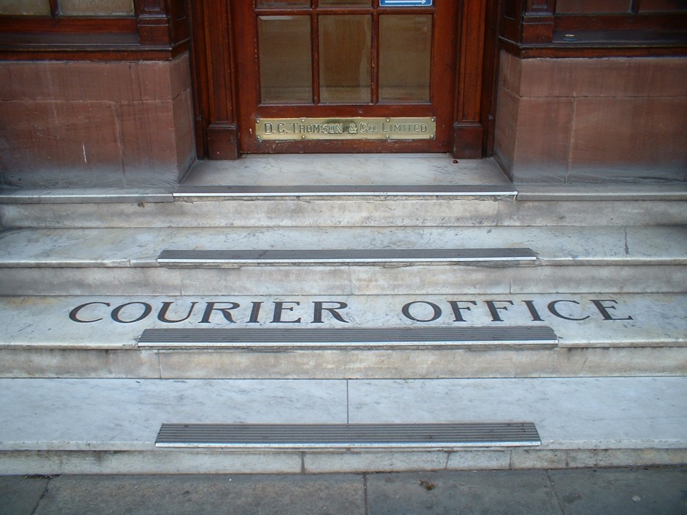 [2+Courier+Steps.JPG]