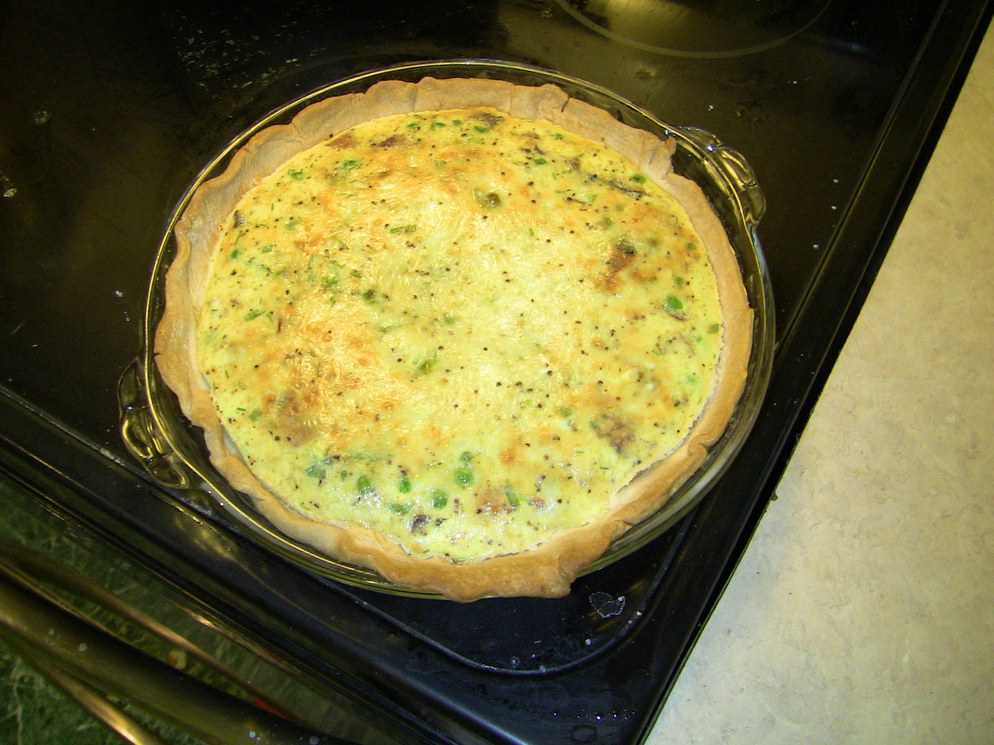 Nana's Fabulous Life Quichetastic Monday Green pea, bacon & monterey