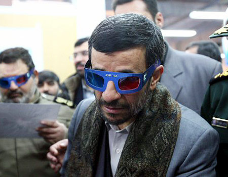 [ahmadinedjad_com_oculos.jpg]