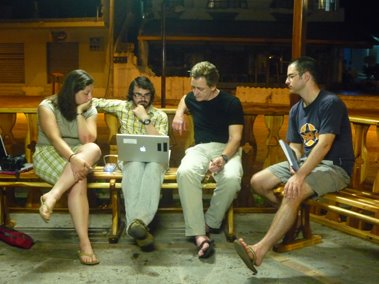 [with+students+in+Cristobal.jpg]