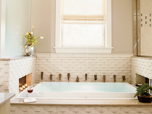 [bathroom+w+candles.jpg]