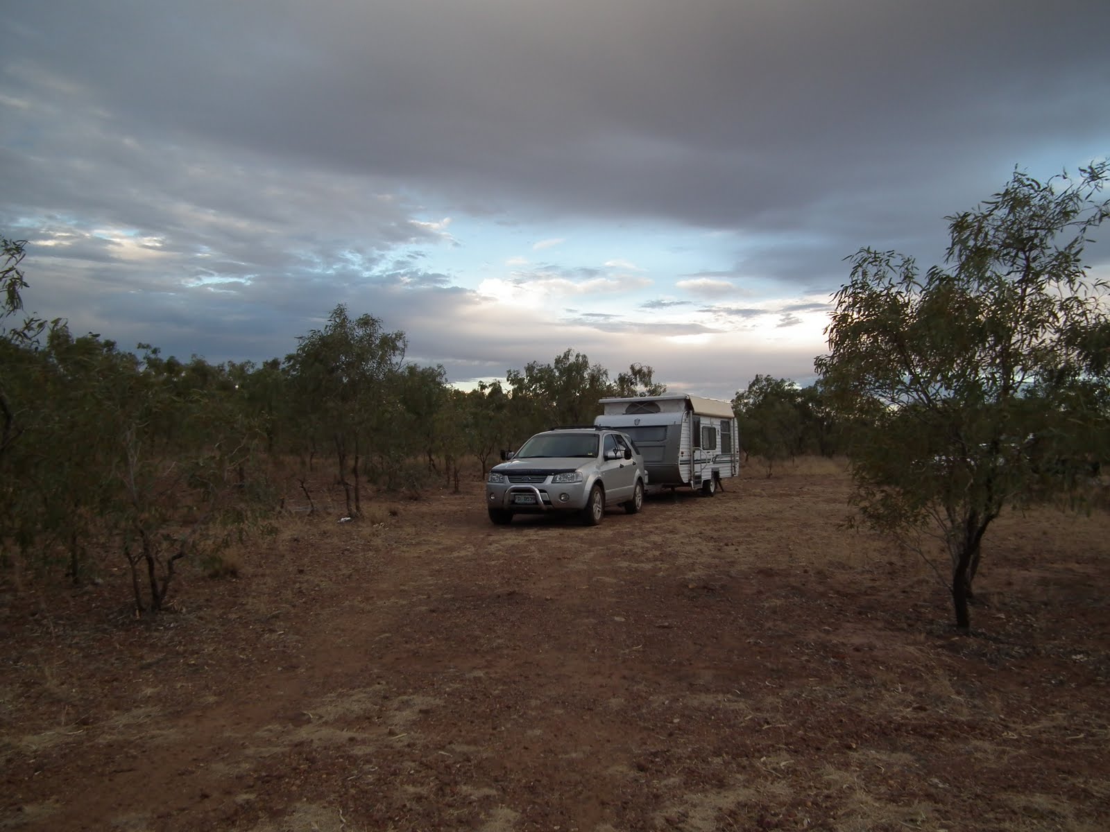 Australian Adventure Mt Isa & Camping by a Billabong