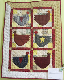 Pieceful Afternoon: Quilt Show - and Mosaic Monday