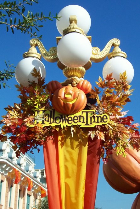 [Disney+Halloween+3.jpg]