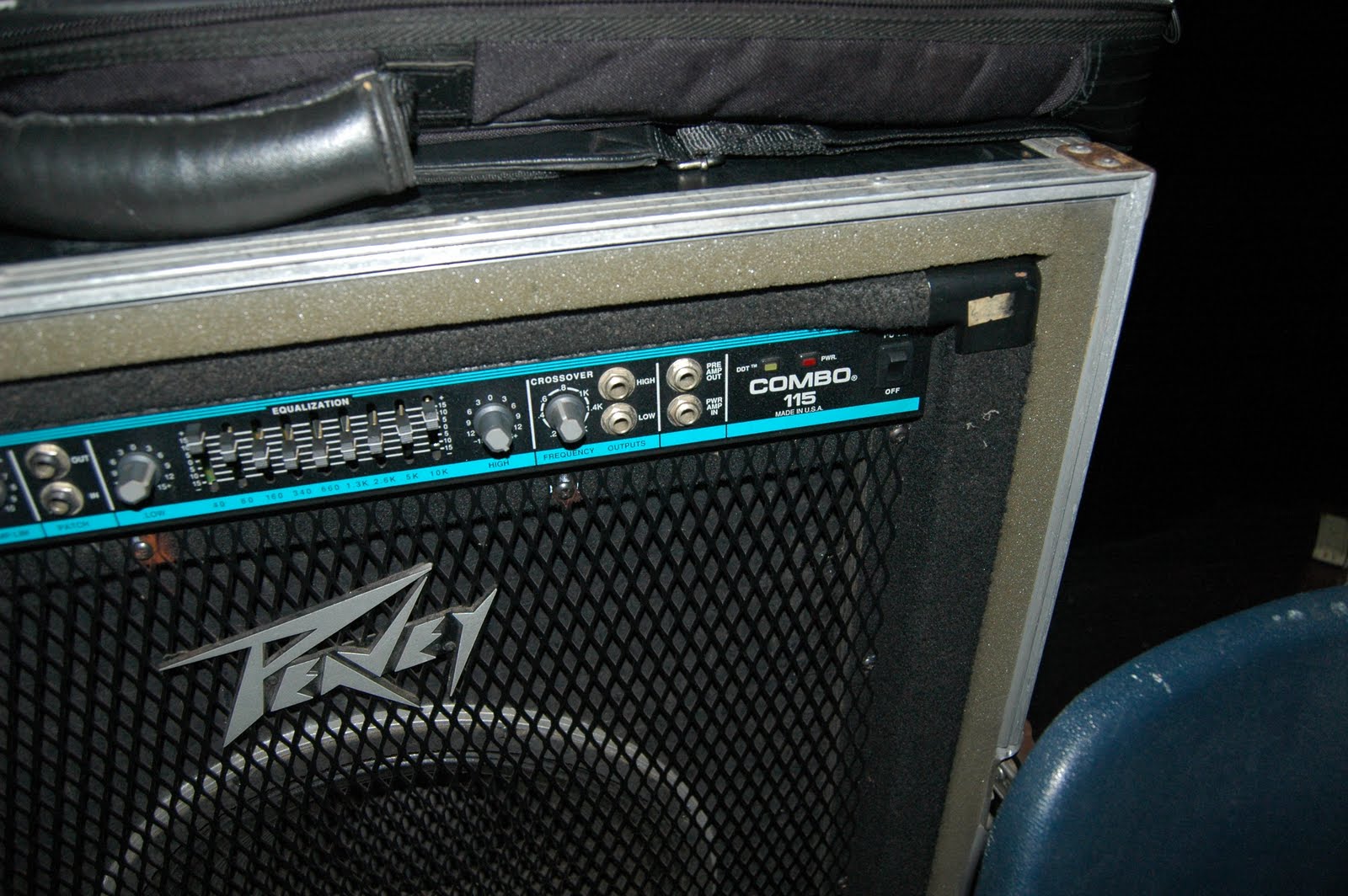 Travellers Sound Rental: Peavey Combo 115 Bass Amp