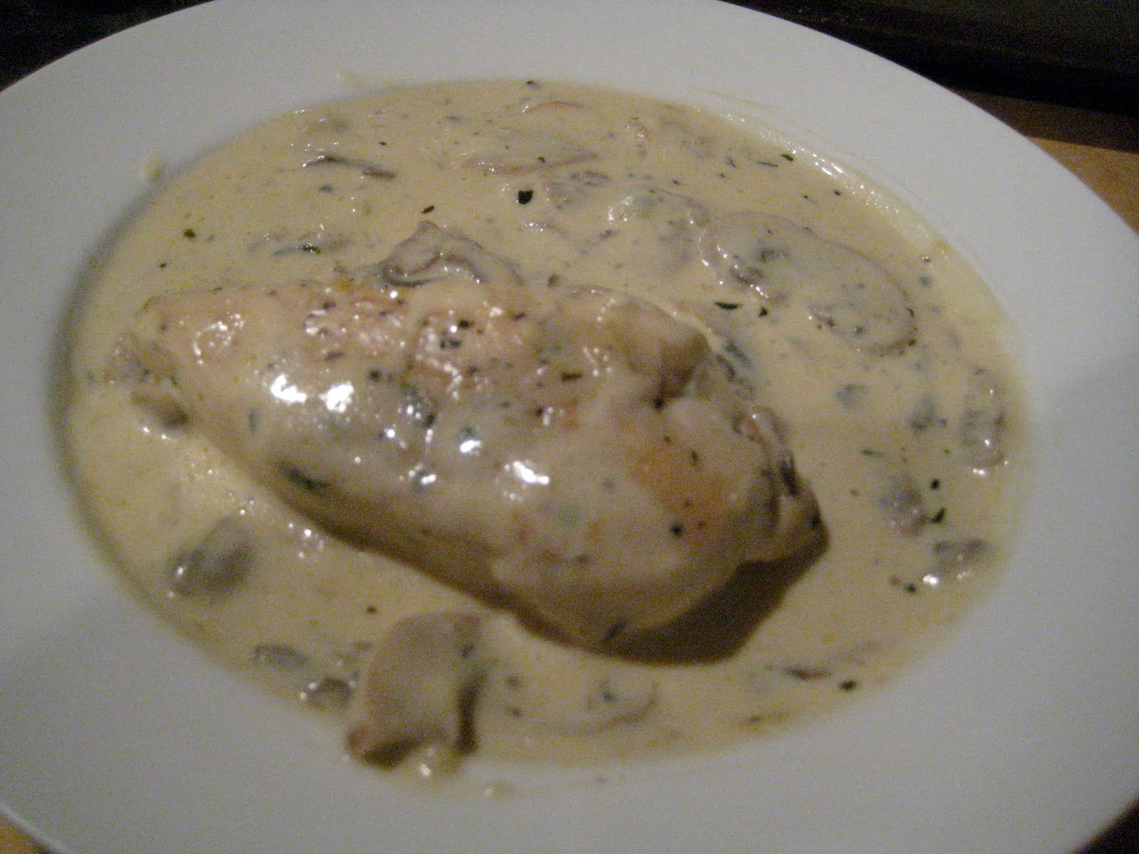 Leah's Cookin' Chicken with Tarragon, Gruyère & Mushroom Cream Sauce