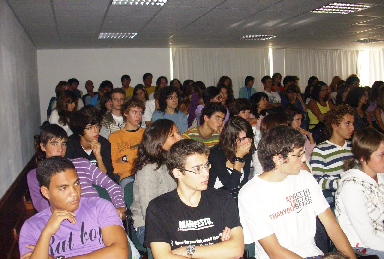 [GripeAOut09+023.jpg]