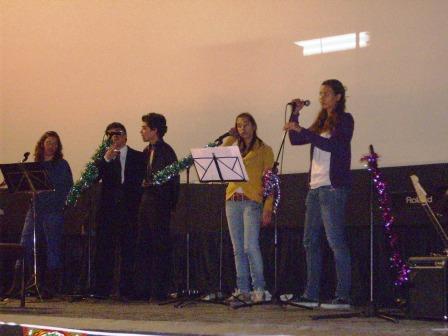 [IMG_0101We+are+the+world.JPG]