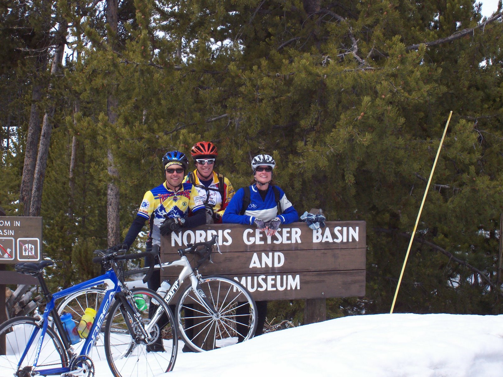 [Yellowstone+Ride-April+11+2009+005.JPG]