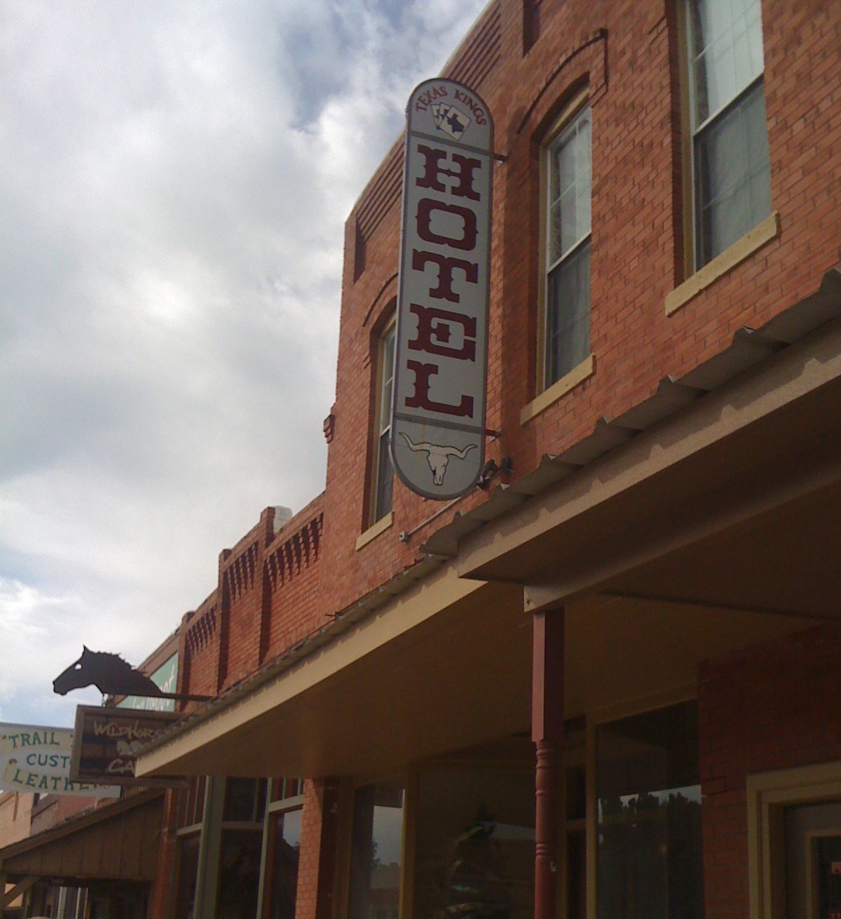 simplysandi Texas Kings Hotel Saint Jo, Texas