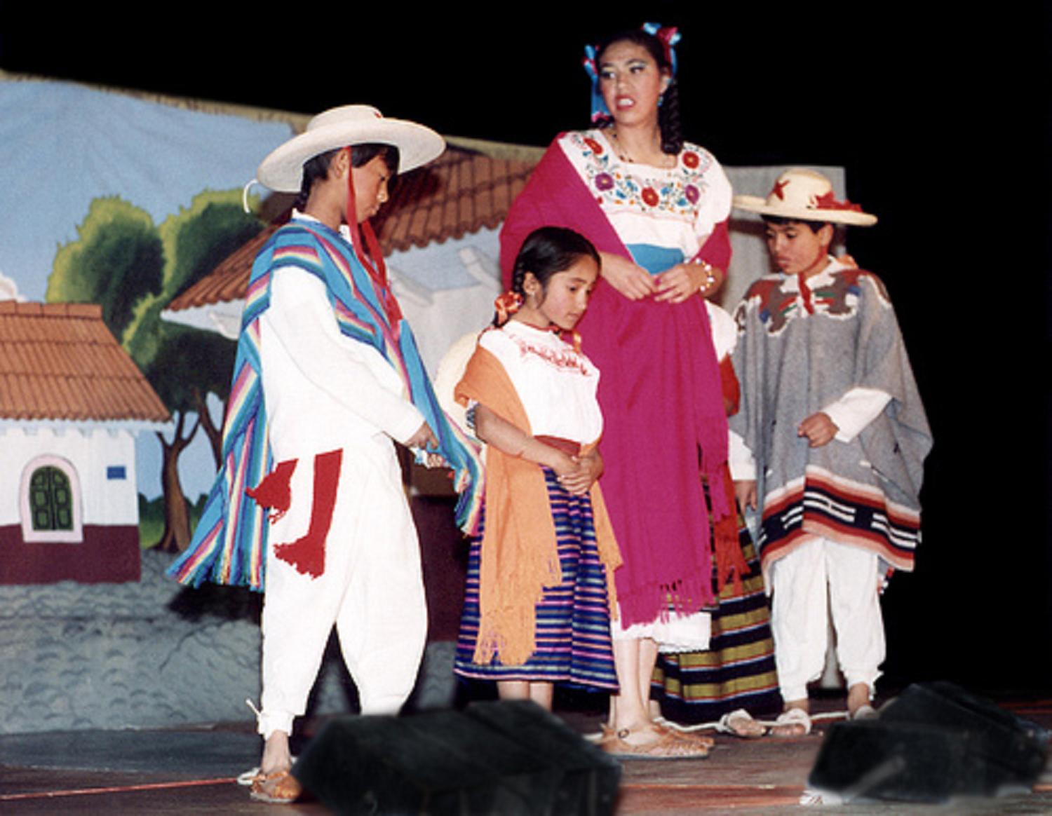 Vestuario De Pastora Para Pastorela Mexicana