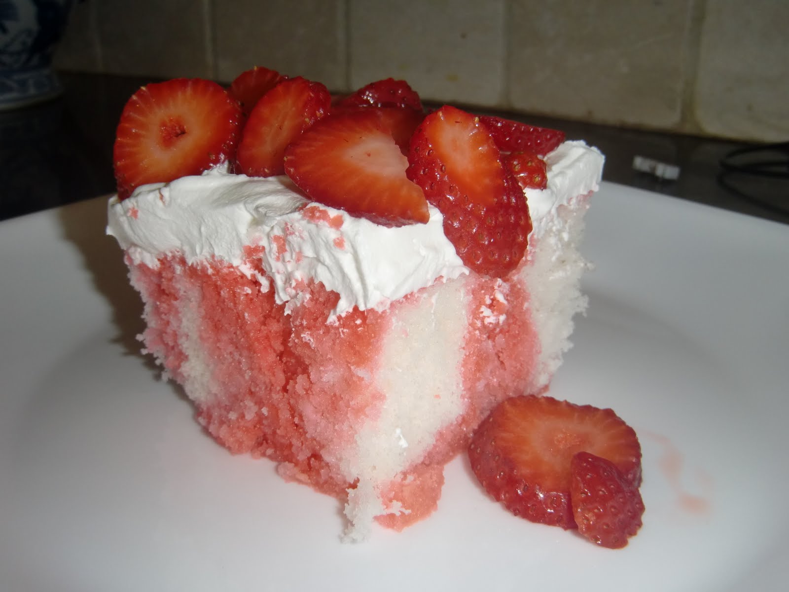 My Favorites Strawberry Jello Cake