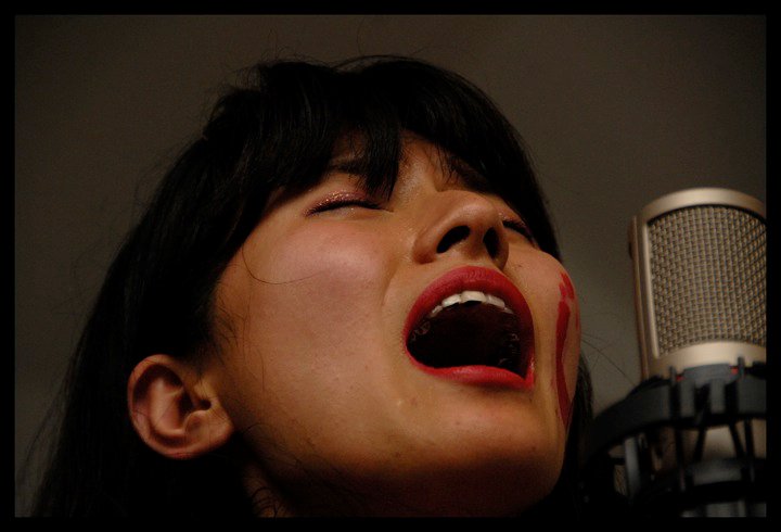 [Pikachu+Moon+Mama.jpg]