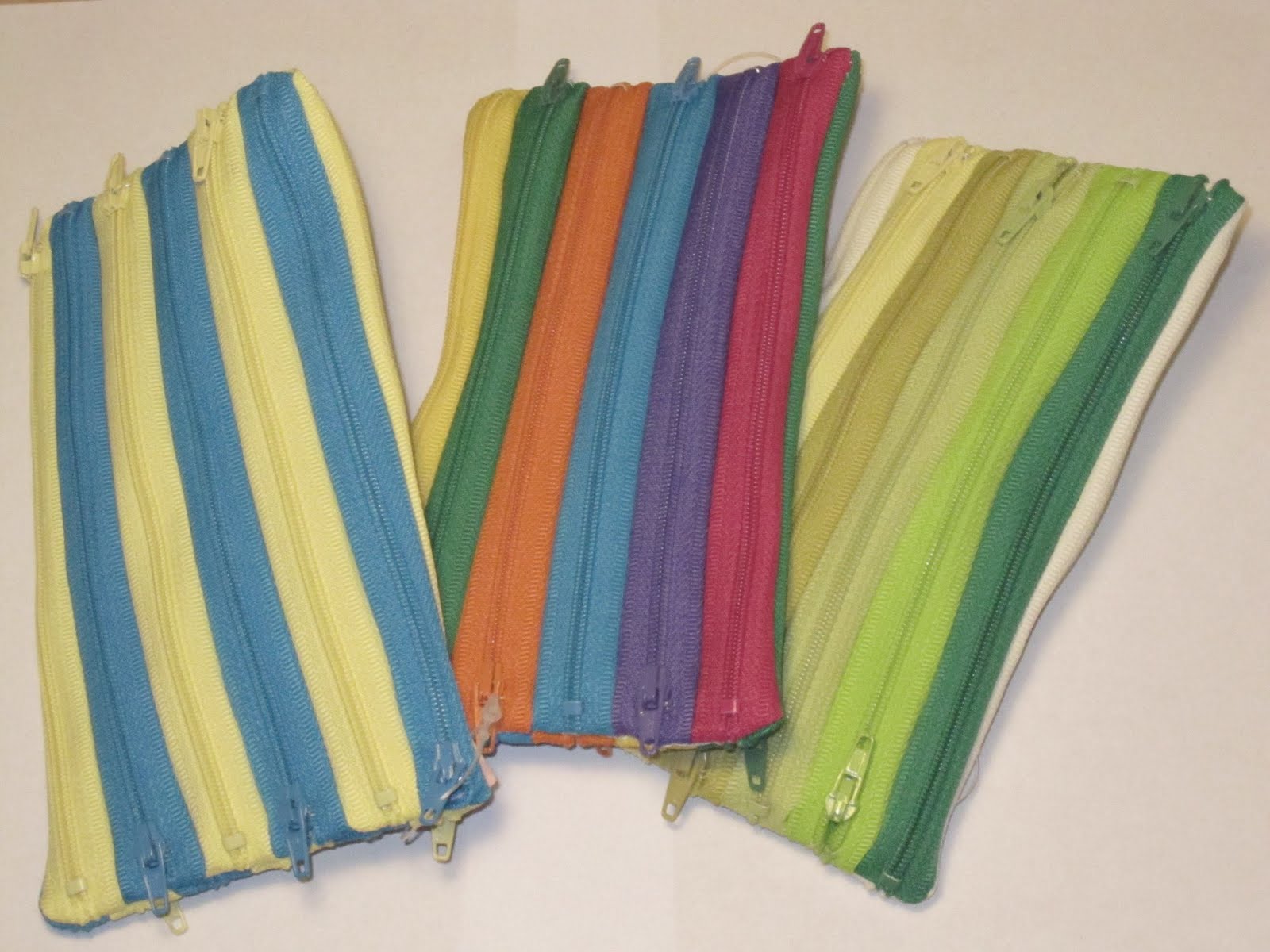 Unikious Shop Multizip pencil case