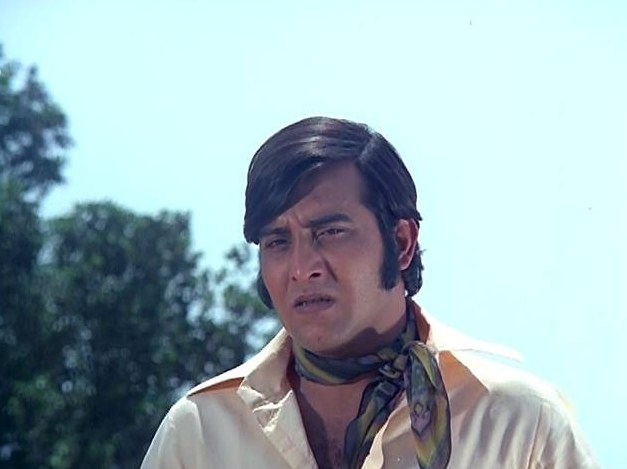 bollywooddeewana: Bollywood Fashion Icons: Vinod Khanna