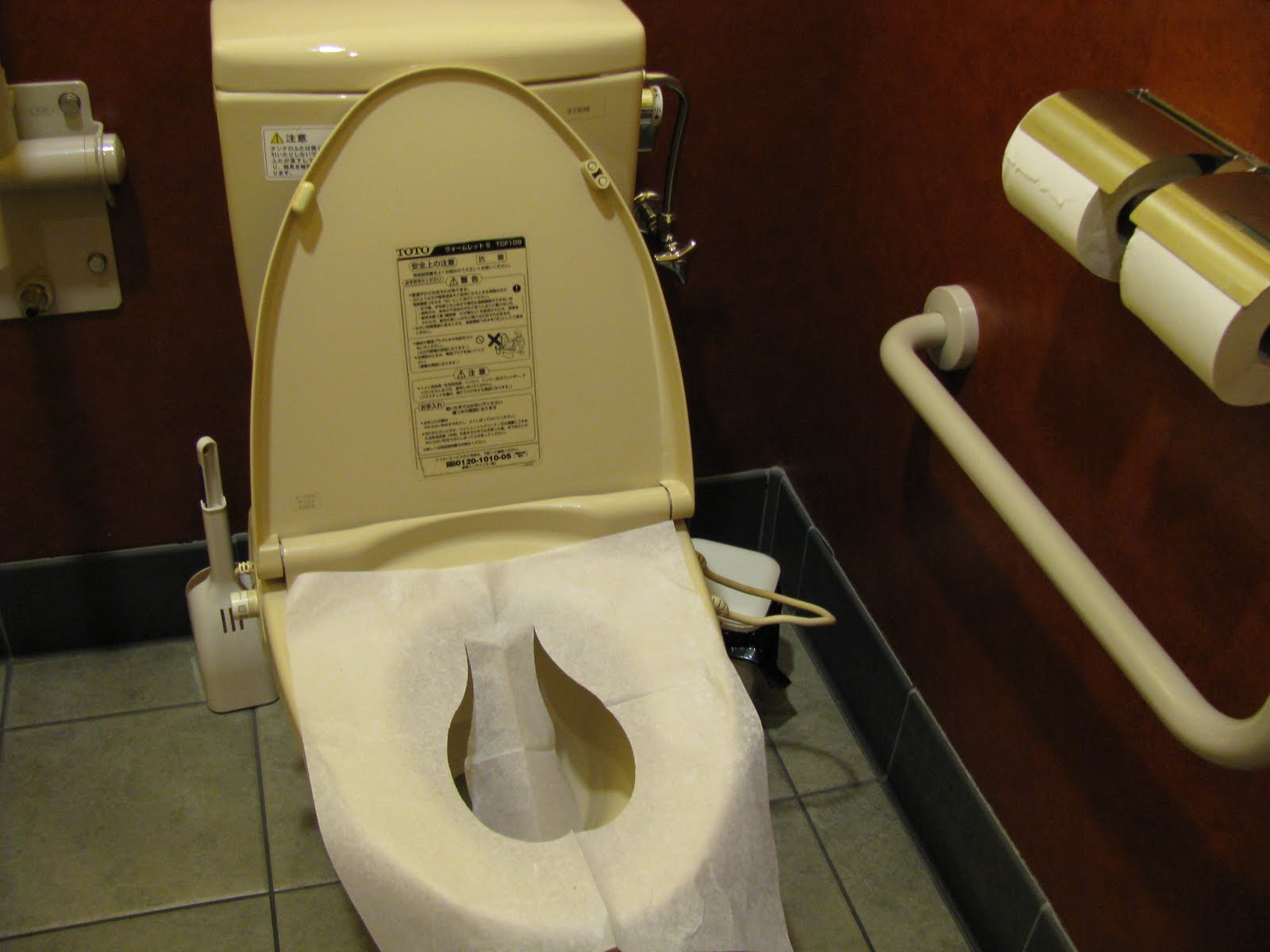 Japanese Language & Culture Lessons Warm Water Cleaning Toilet Washlet