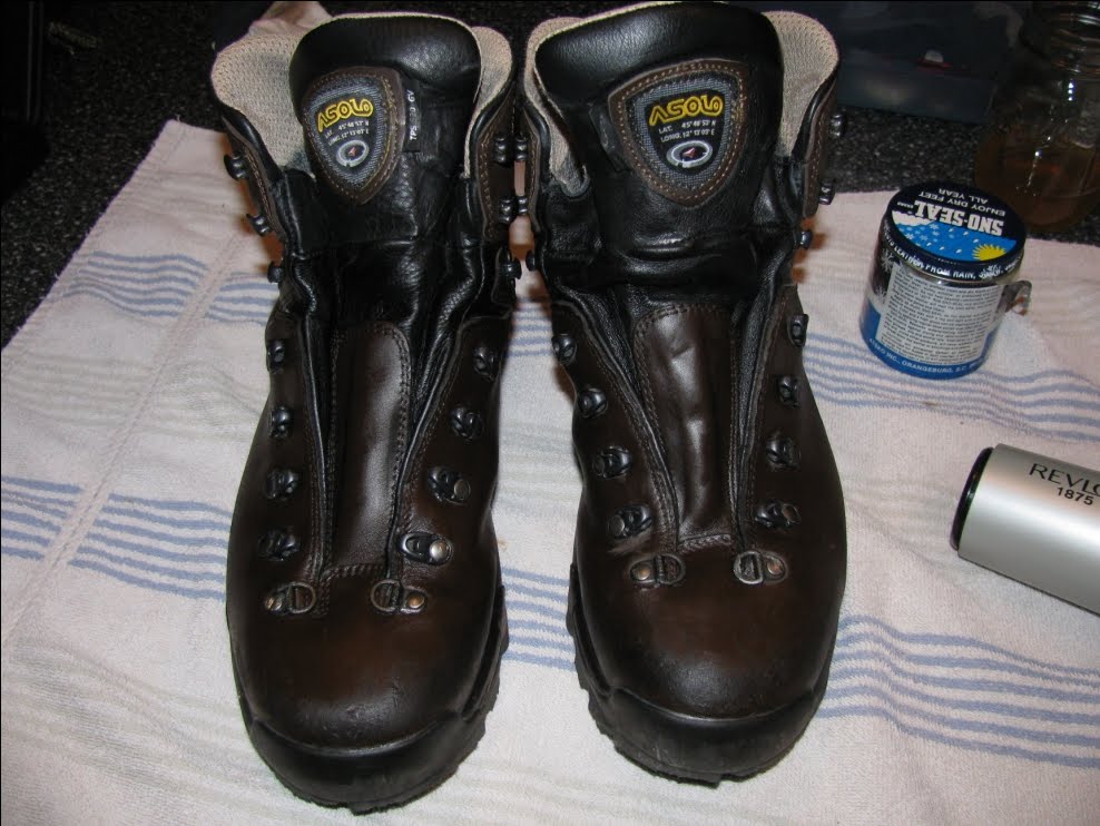 Live Free and Hike A NH Day Hiker's Blog My Equipment Part II Conditioning and Waterproofing