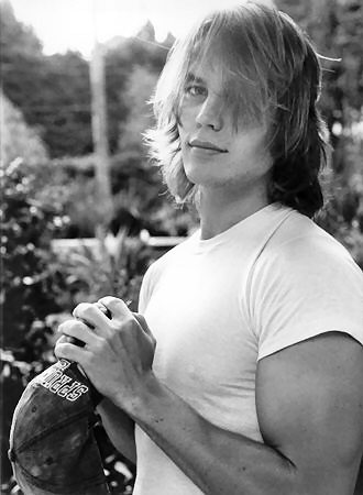 [taylor_kitsch_011.jpg]