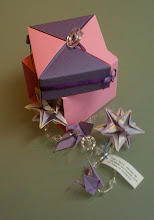 Oficina de origami e lançamentos
