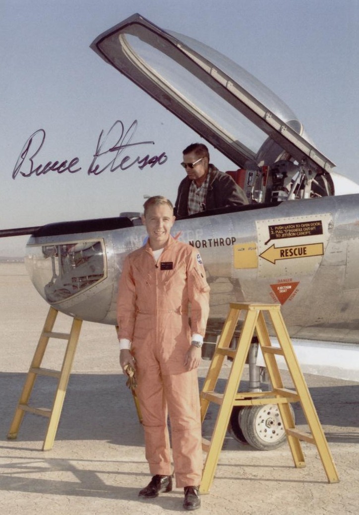 [bruce+peterson+colour.jpg]