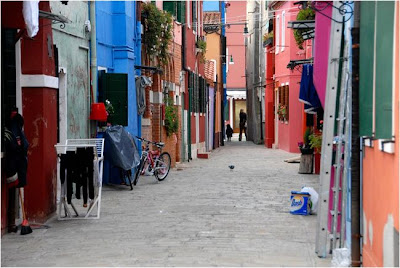 as-rosas-que-falam-fotos-ruas-becos-vielas-da-europa