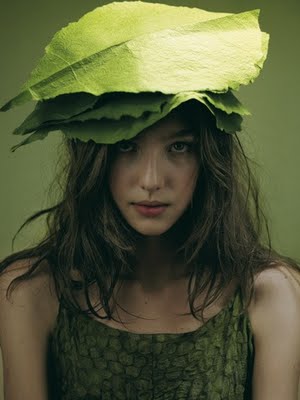[leaf+hat.jpg]