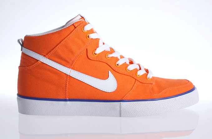 The Daily Bugle: Nike World Cup Dunk AC High's
