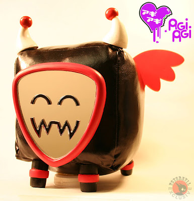 Valentine "Cool Dude" Snoopy Romantic Enamel Bag charm Crystal heart Red Giftbag 