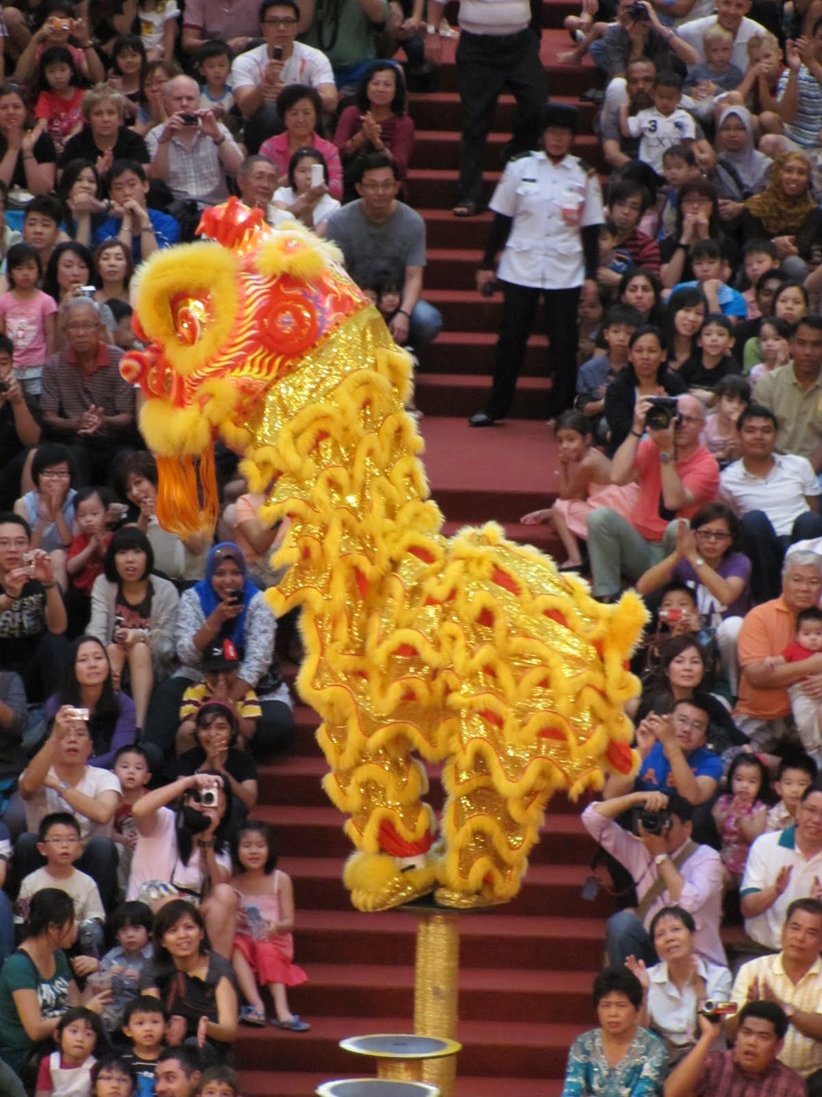 Mark McGinley's Fulbright in Malaysia: Chinese New Year- Lion Dance