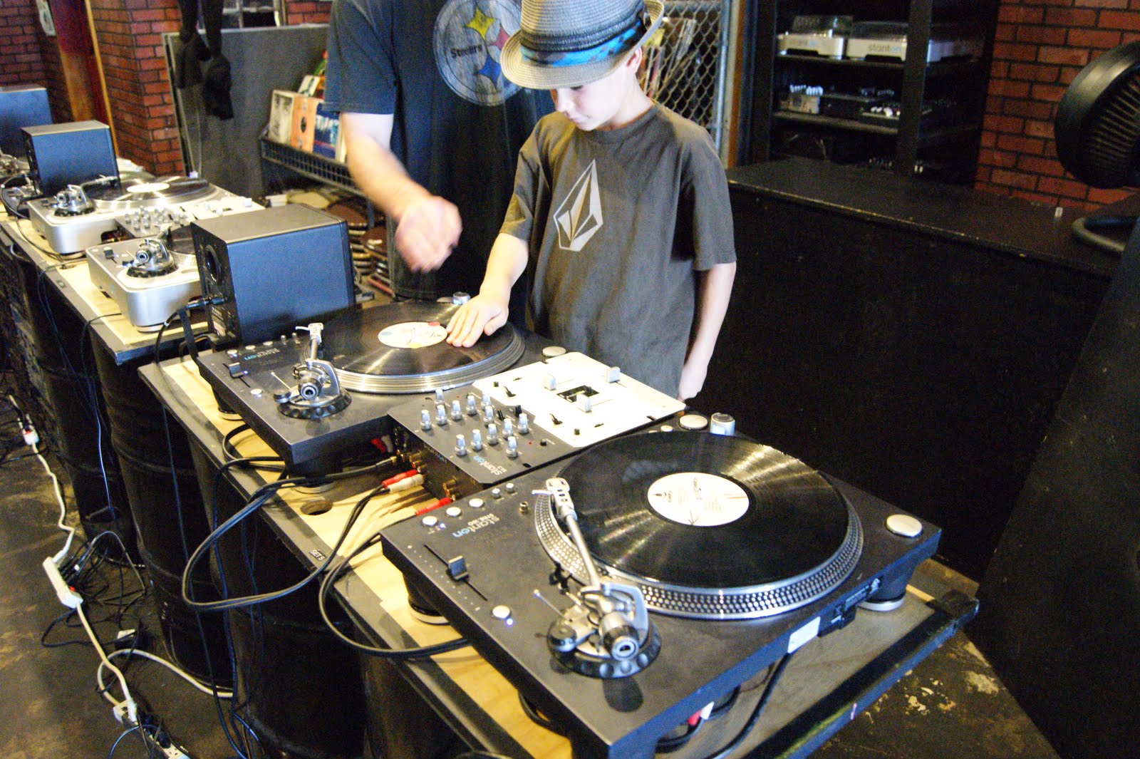 Summer 2010 SCRATCH DJ ACADEMY