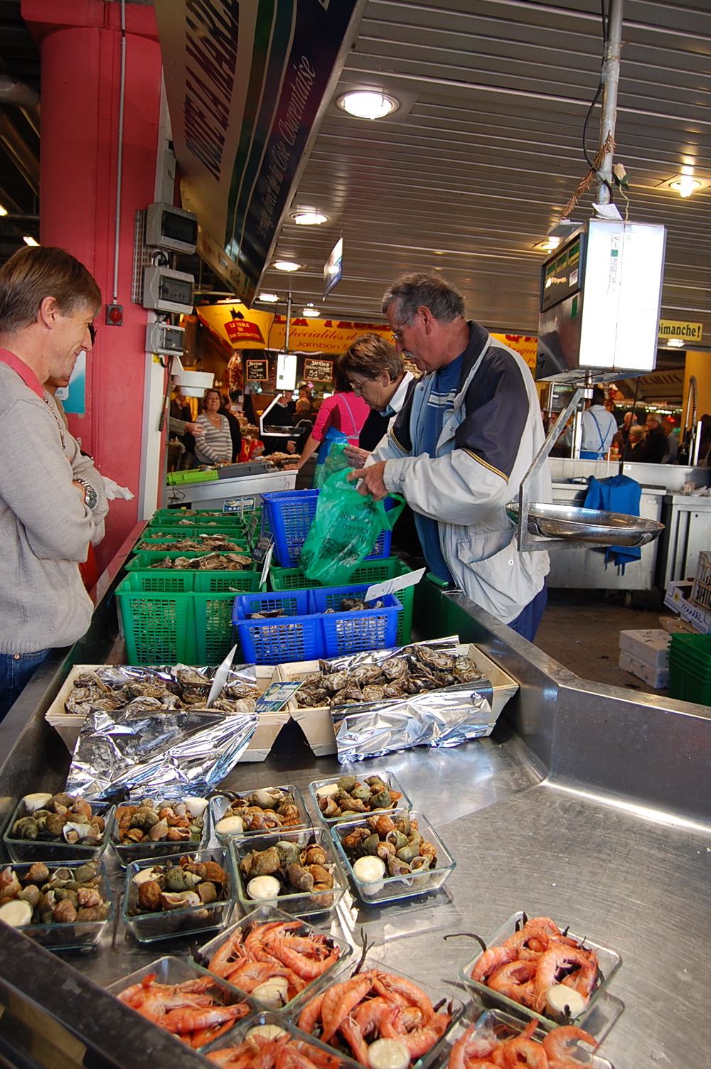 Bordeaux Je T aime March Des Capucins Creole Food And That Time I Ran Into A Parked 