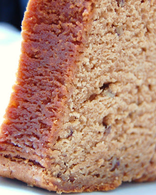 Cast Sugar: Milky Way® Cake