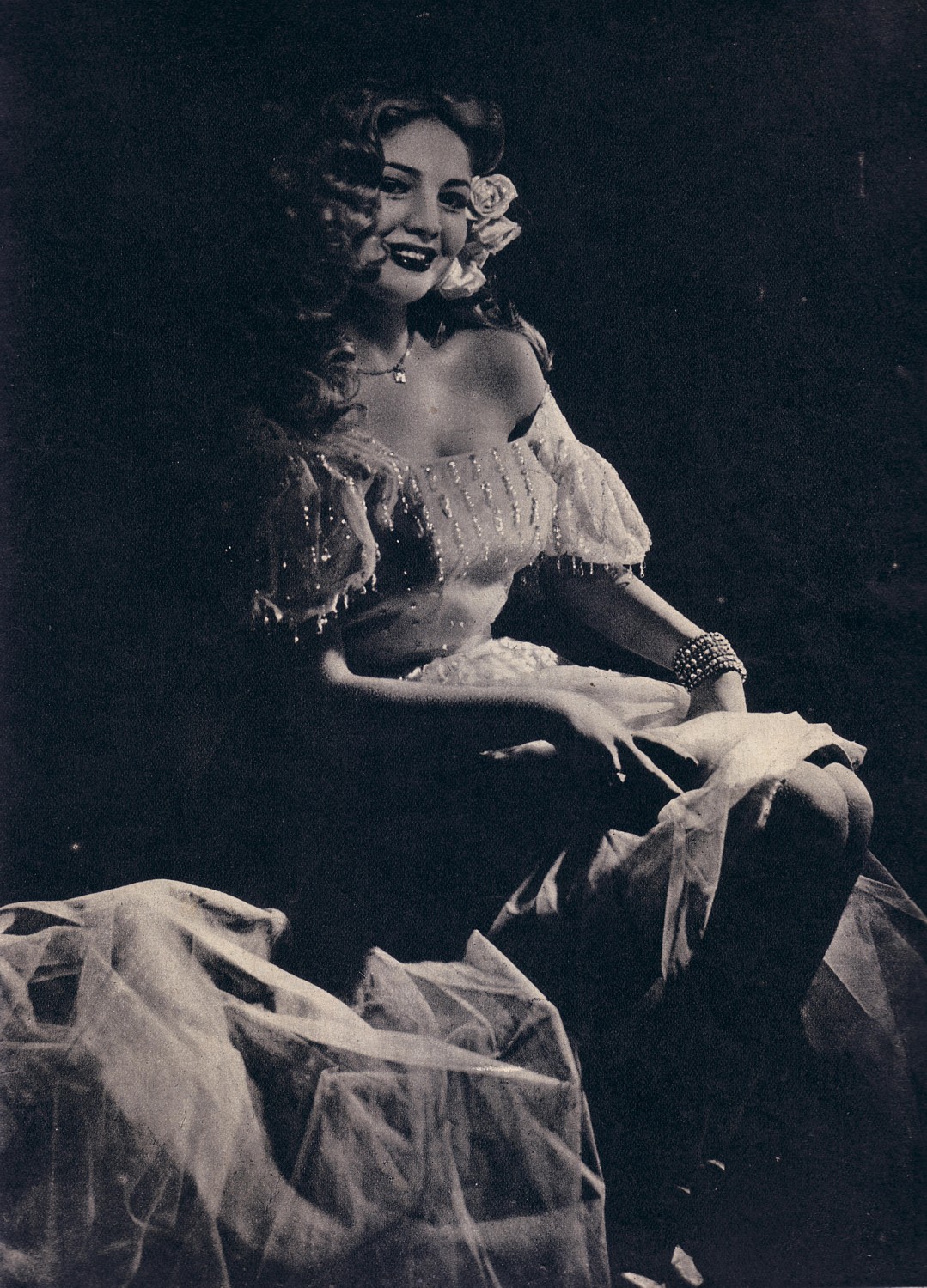 [sara+montiel+1946.jpg]