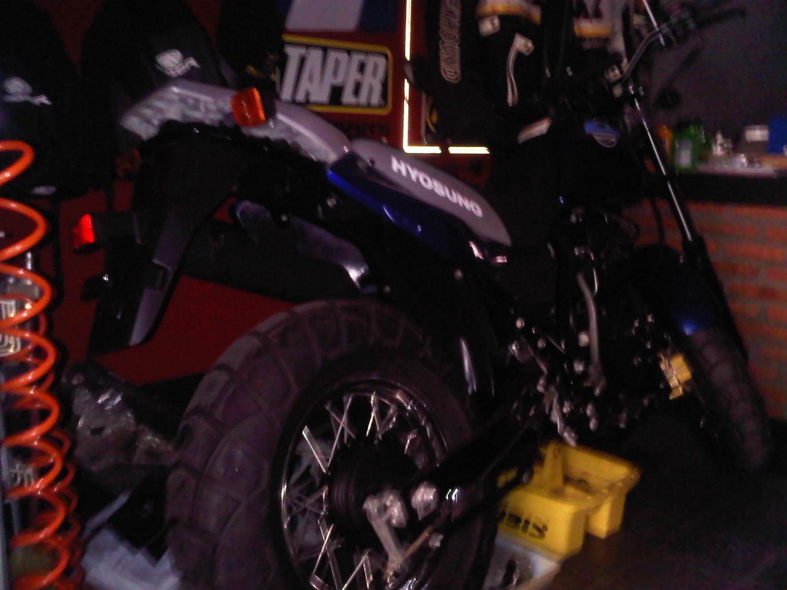 Hyosung RT 125 Karion