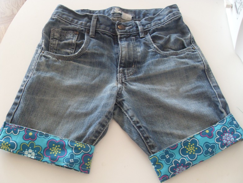 Village Inspired: Pimping Up Shorts Made From Old Jeans
