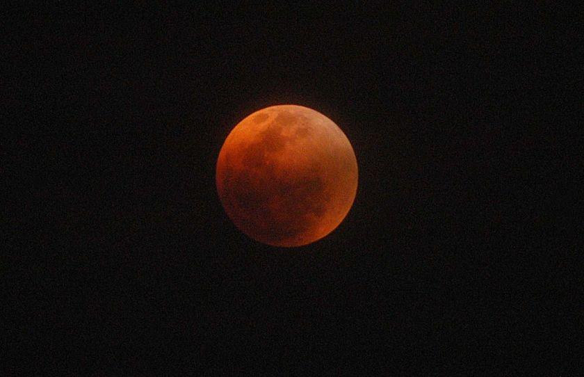 24news: Lunar Eclipse June 2010, Astronomical & Celebritial Eclipse