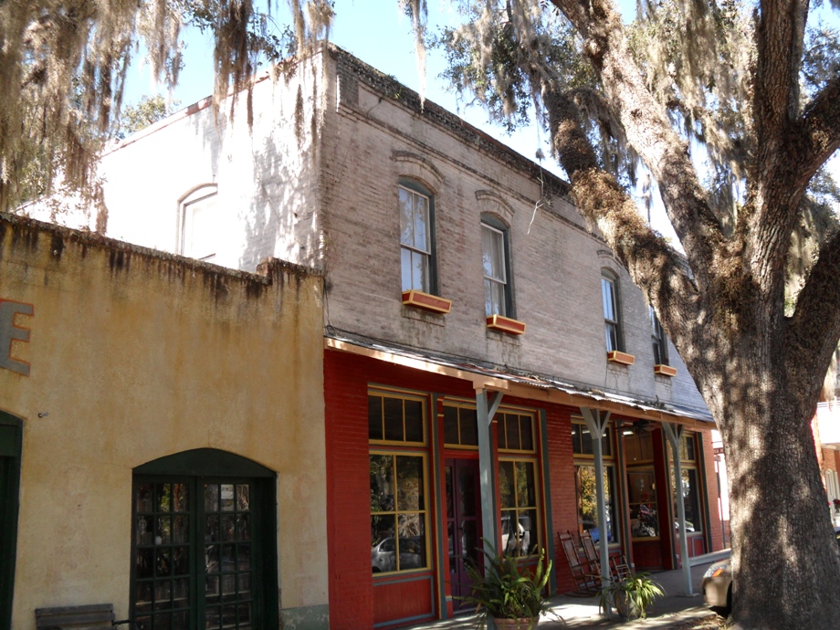 Life is Good! MICANOPY, FLORIDA